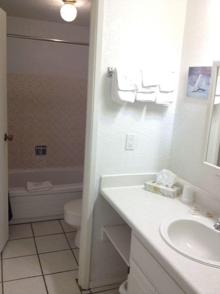 La Villa MotelOkanagan Falls エクステリア 写真
